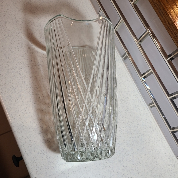 Vintage Vase E.O. Brody Co. Ohio USA Diamond Crisscross Clear Glass - Picture 6 of 12